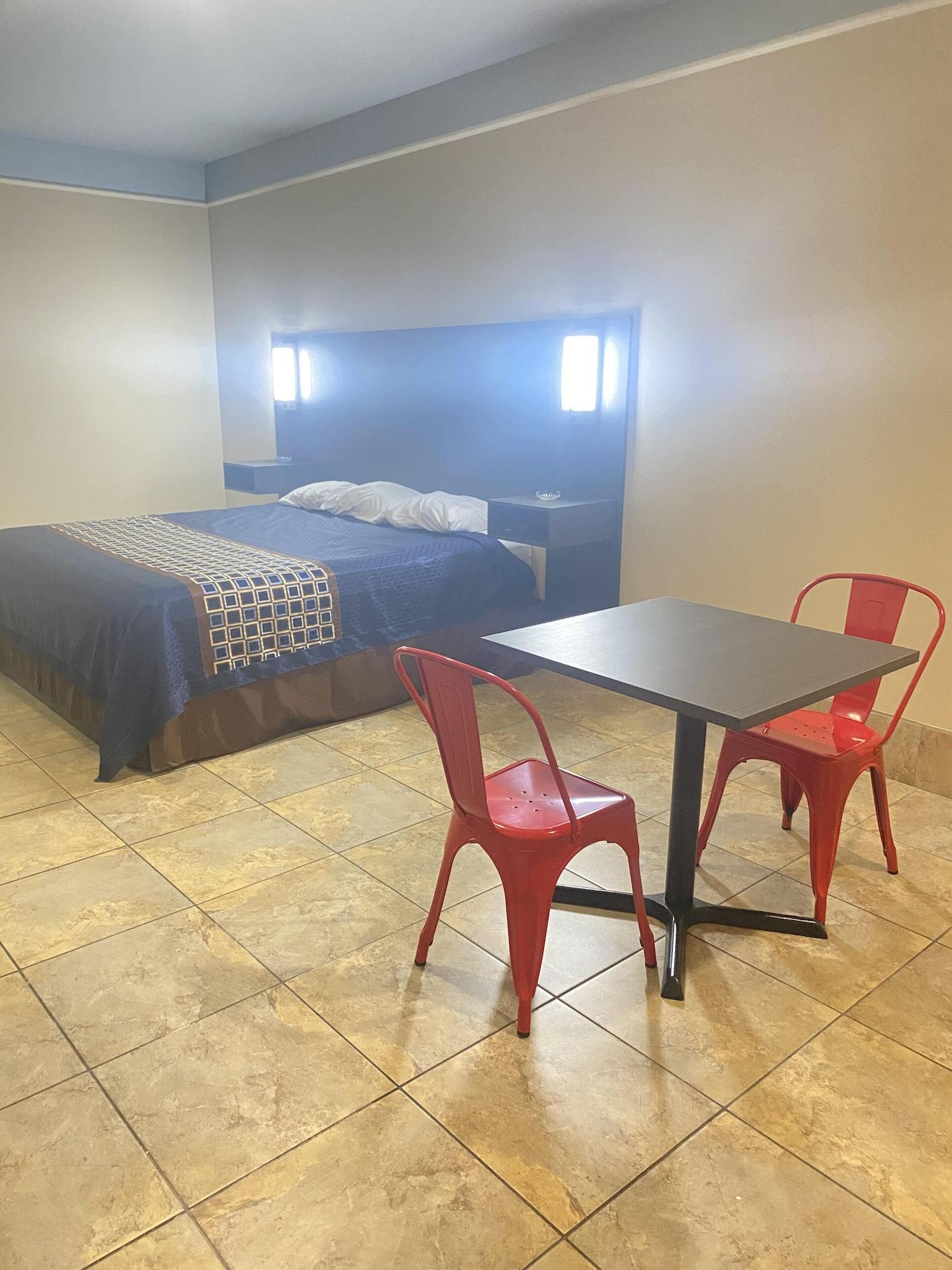 Texas Inn & Suites Mcallen At La Plaza Mall And Airport Exterior photo