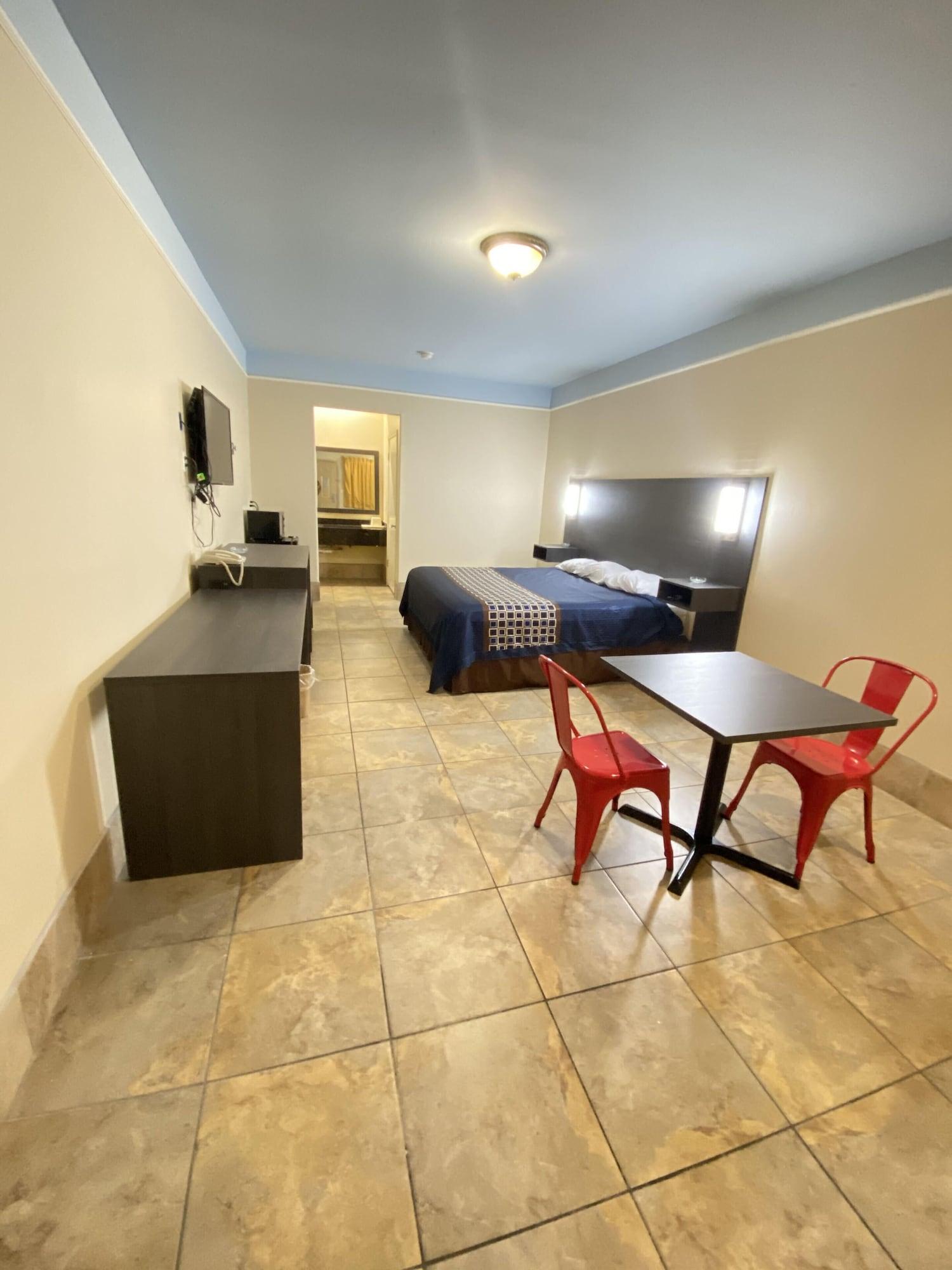 Texas Inn & Suites Mcallen At La Plaza Mall And Airport Exterior photo