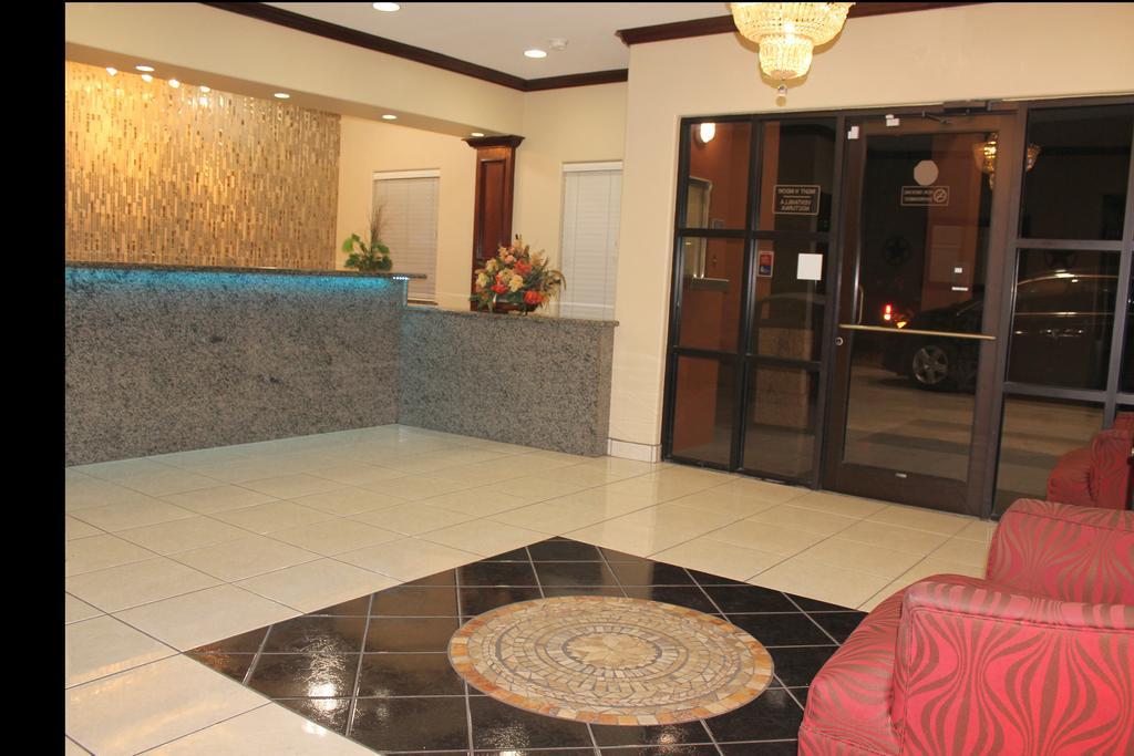 Texas Inn & Suites Mcallen At La Plaza Mall And Airport Exterior photo